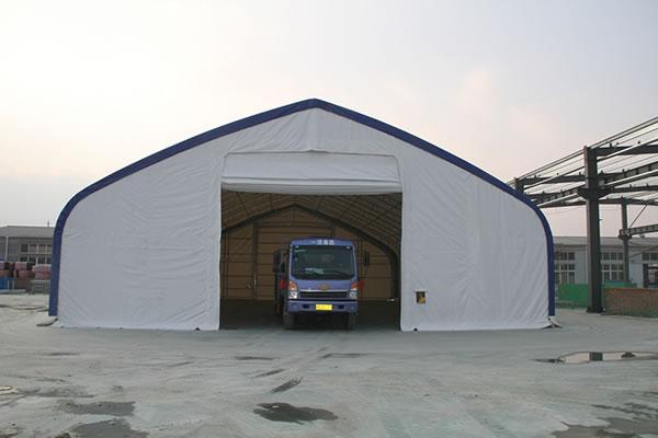 Wodoodporny, ochronny namiot wojskowy